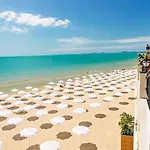 Sea View & *