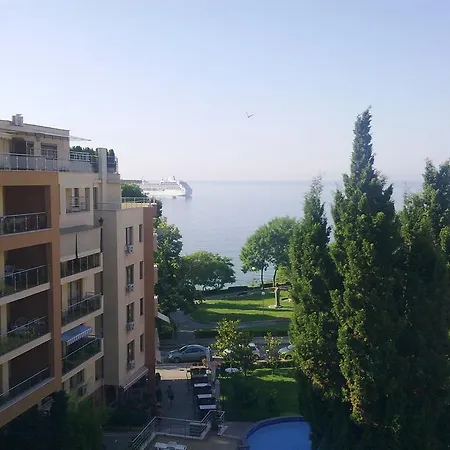 Апартаменты Sea View & Несебр